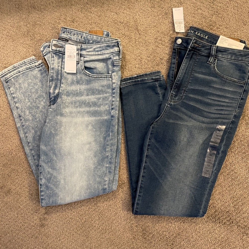 American Eagle - 2 pairs of jeans